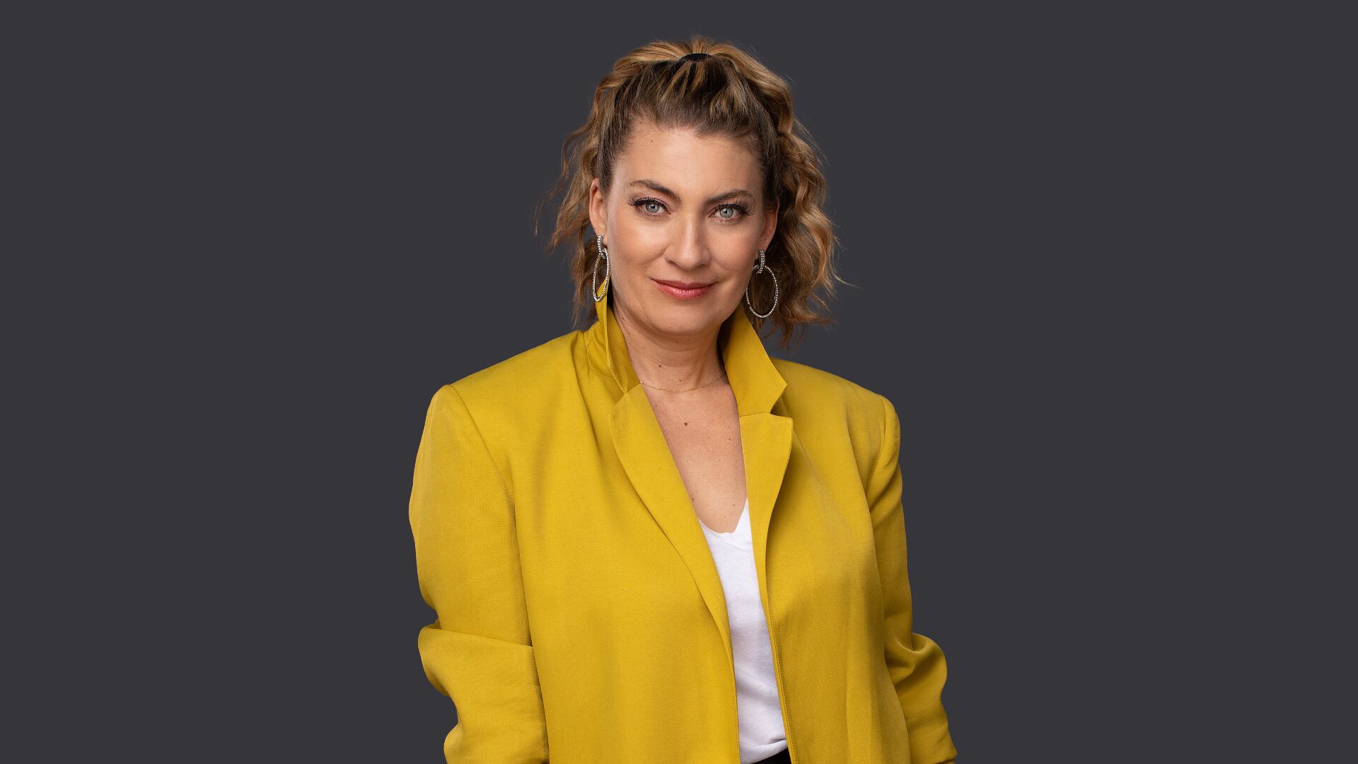 Adriana Arango, interpreta a Violeta Dávila en Ana de Nadie