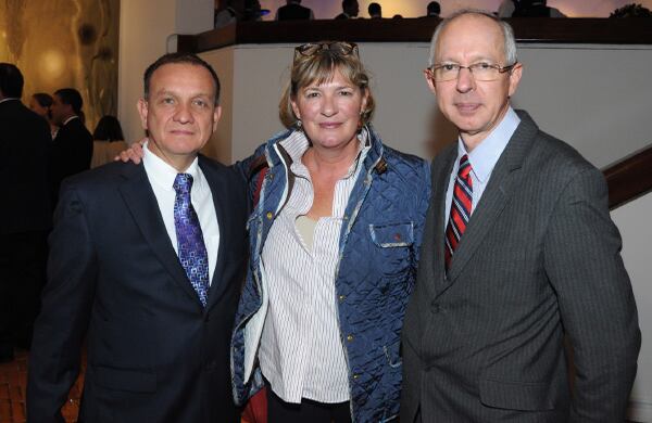 Oscar Patarroyo, Ana María Escallón y Roberto Amador.