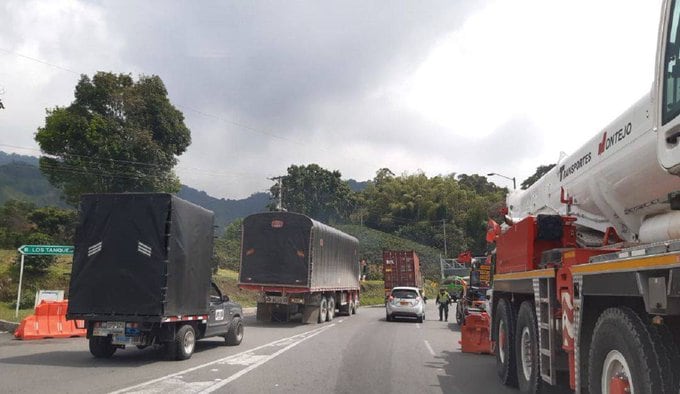 Congestión vehicular vía Bucaramanga - Pamplona.