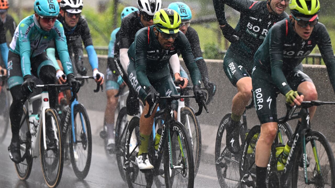 Daniel Martínez volvió al segundo lugar de la clasificación en el Giro de Italia 2024