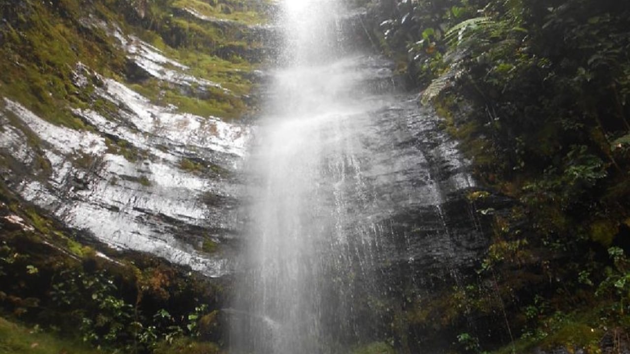 Cascada Las Tinajas en el municipio de Zetaquira, en Boyacá.