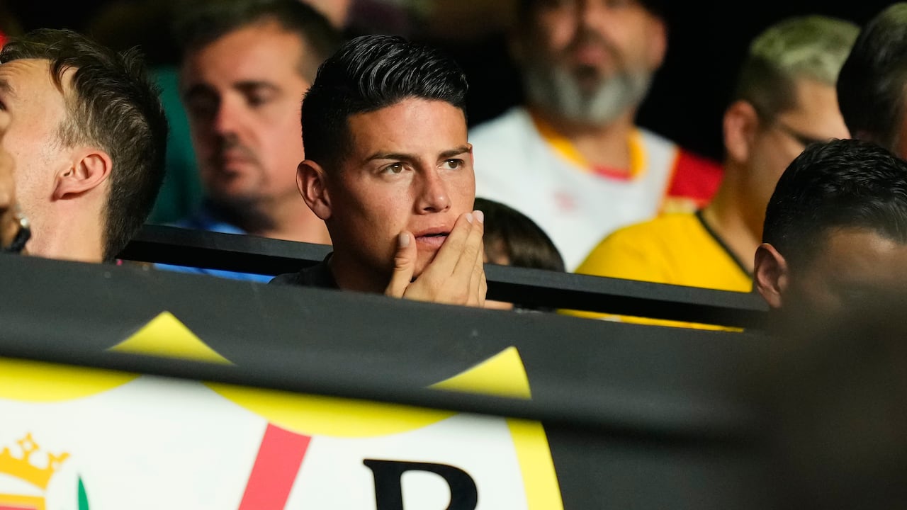 James no jugó ante el Barcelona, por la fecha 3 de LaLiga, pero estuvo en la tribuna de Vallecas (Rayo cayó 2-1).