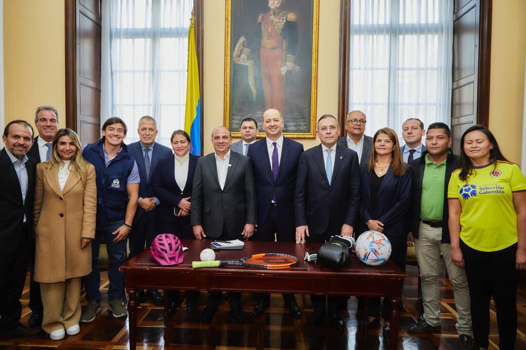 Defensoría y bancada conservadora impulsan proyecto de ley para fomentar el derecho al deporte; ¿de qué trata?