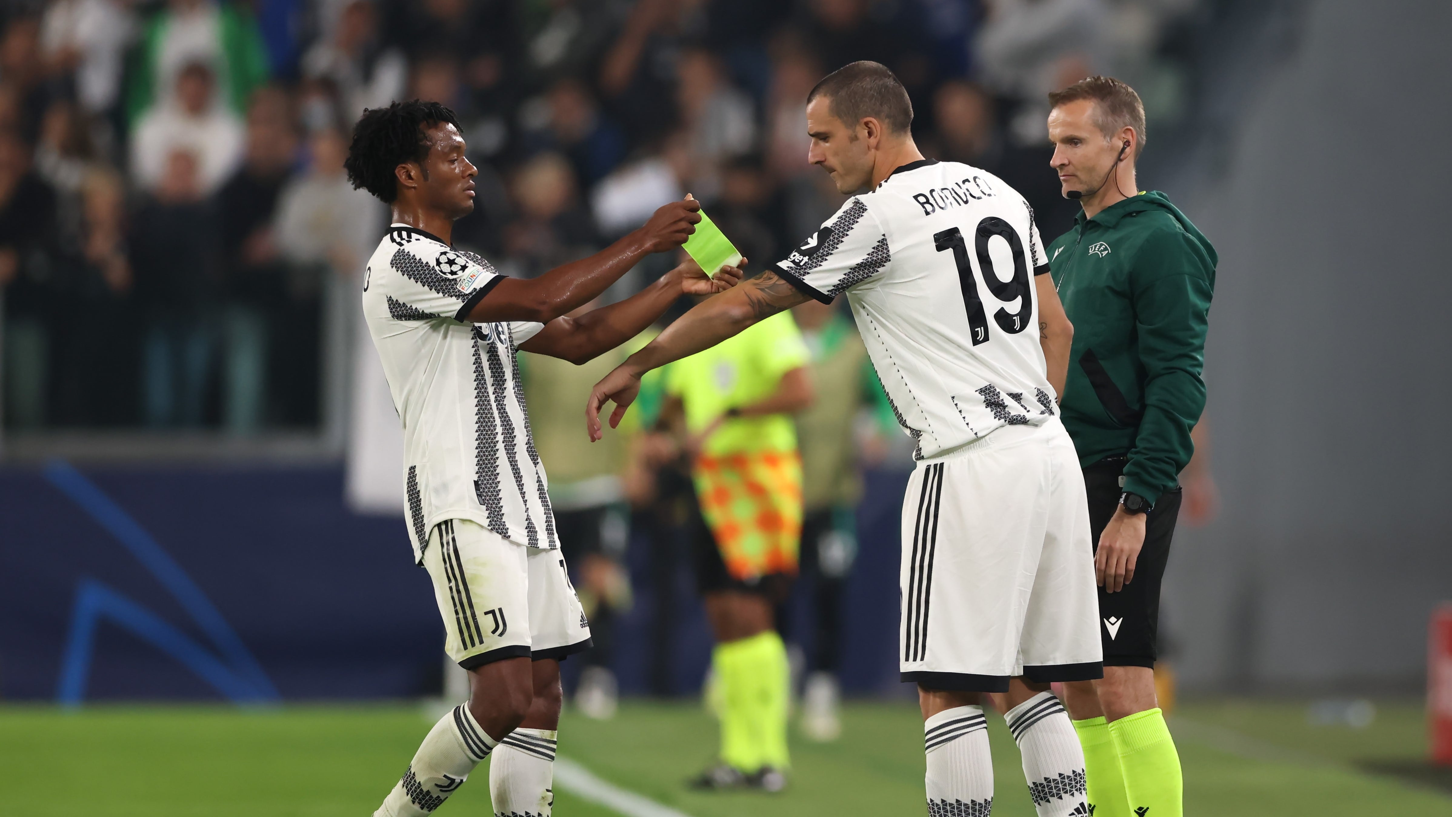 Los dos futbolistas no seguirán en la Juventus de Turín