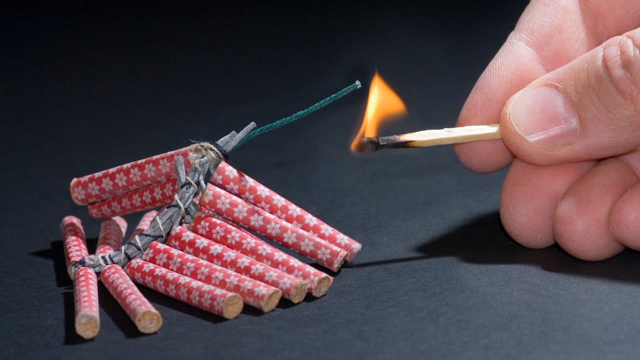 La menor de edad consumió fósforo blanco, en presentación de los populares ‘diablitos’.