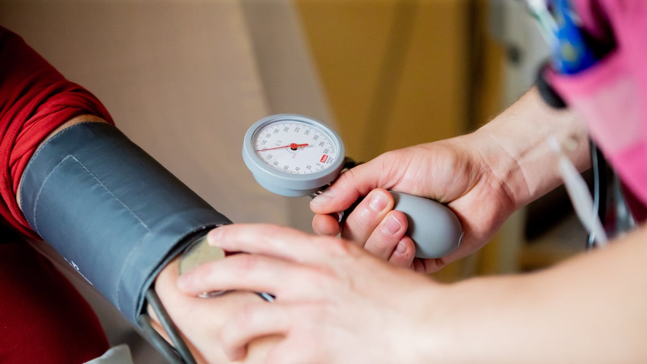 La presión arterial es una causa para enfermedades cardiovascualres.