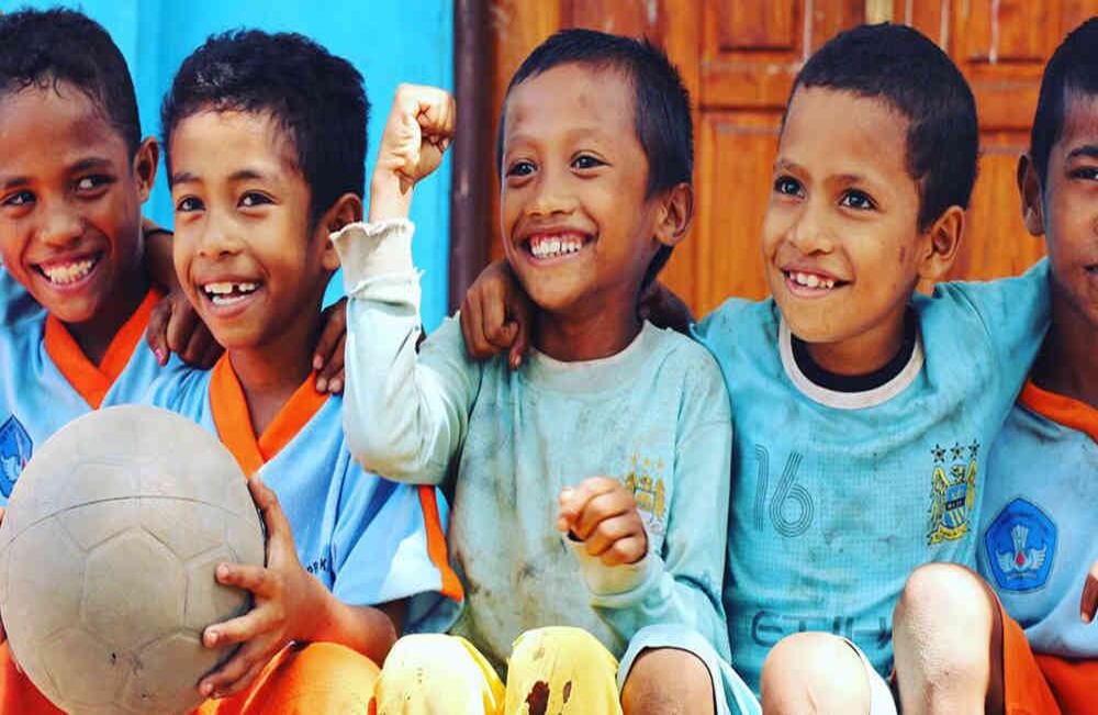 Según indicadores de Unicef, la tasa de alfabetización de Indonesia es del 98,8, lo cual les permite a sus habitantes tener mayores oportunidades de acceder a la educación superior. Foto: Jorge Sánchez.