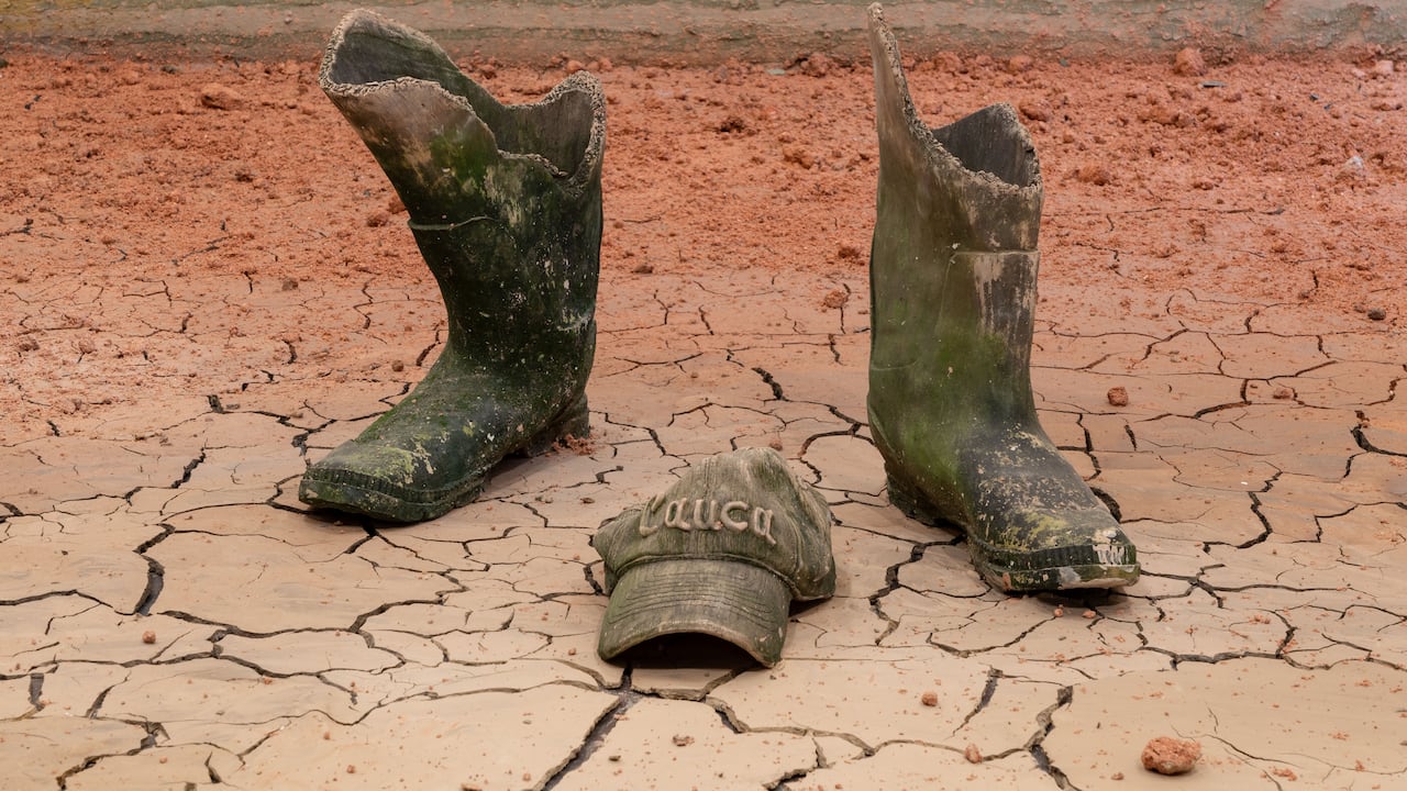 'El Ser del dibujo', exposición de Alex Rodríguez en Casas Riegner.