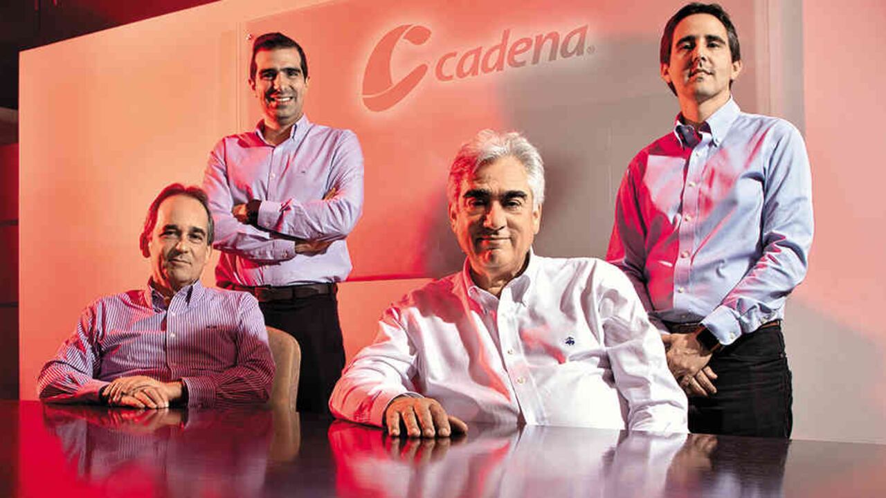 De izquierda a derecha: Luis Javier del Corral, vicepresidente de Innovación y Nuevos Negocios; Luis A. Villegas, gerente de Desarrollo de Negocio, Juan Manuel del Corral, presidente de Cadena y _ 49 Manuel del Corral, gerente de Desarrollo de Negocio.