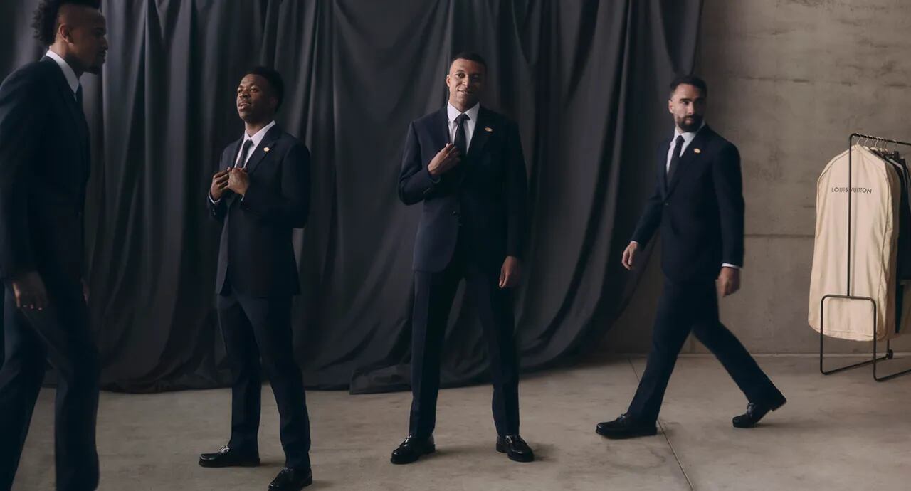 Pharrell Williams explicó que su enfoque creativo se centró en diseñar piezas que acompañen a los atletas en sus trayectos con “determinación, fuerza y elegancia”.