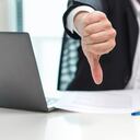 Los pilotos de avión continúan desempeñando un papel vital en la aviación, tomando decisiones complejas y adaptándose a situaciones imprevistas en tiempo real.