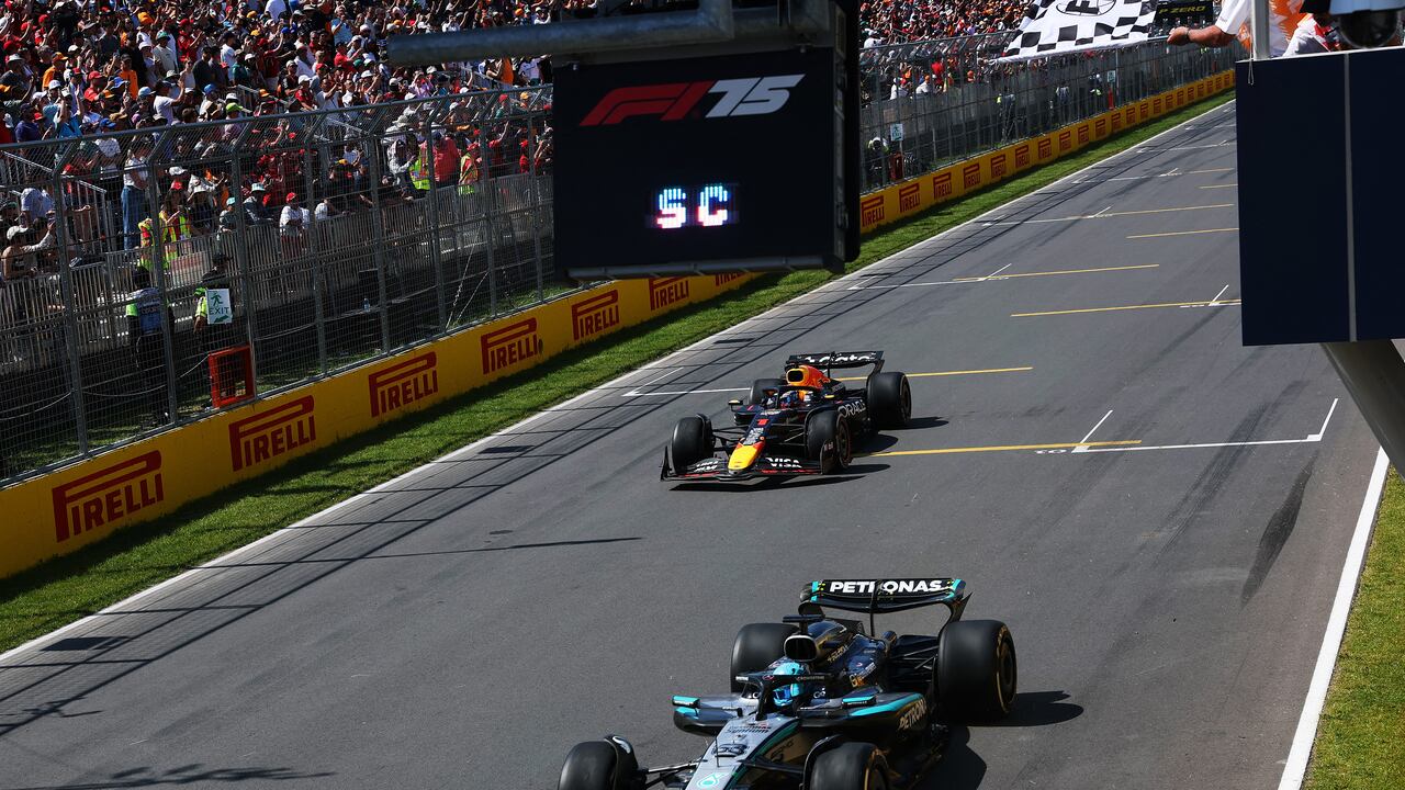 George Russell, cruzando la meta del Gran Premio de Canadá.