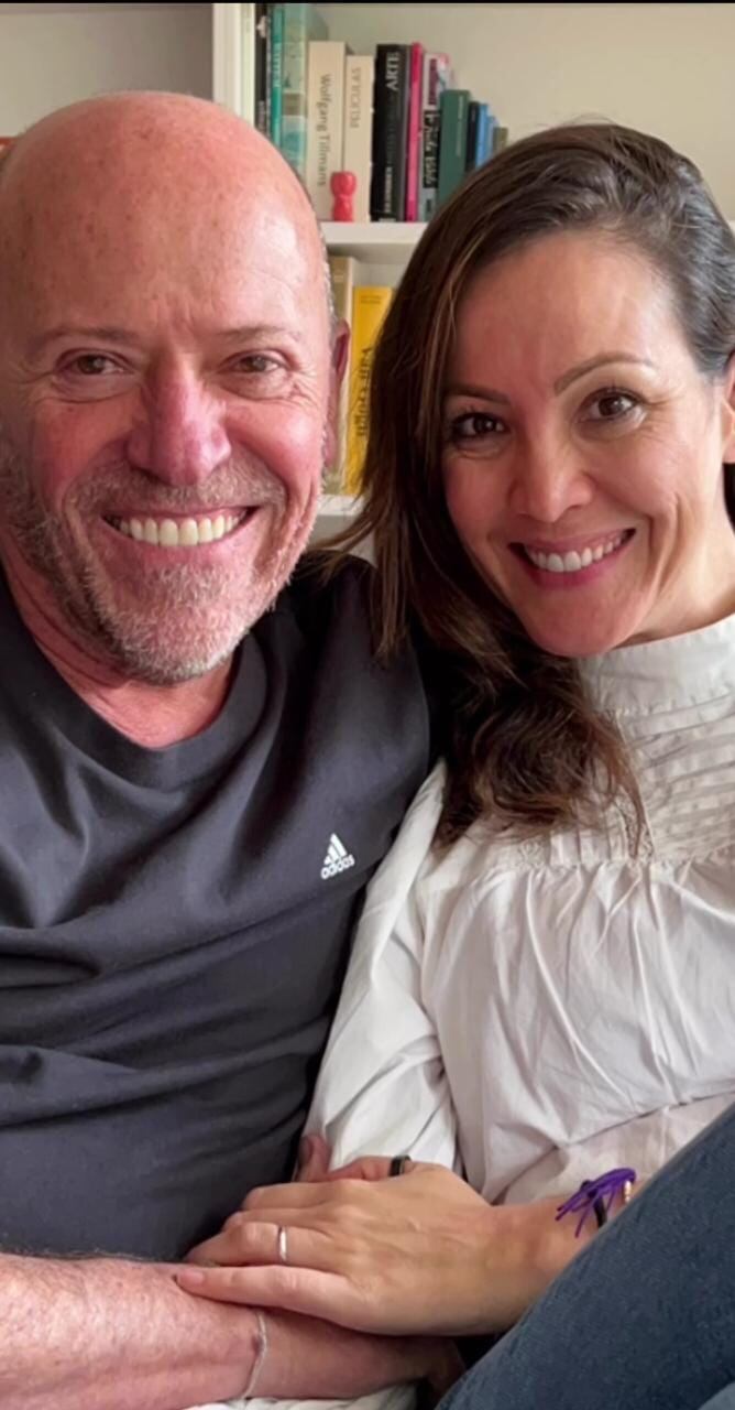 Actor Diego Trujillo y su novia, la locutora Lina Arango Foto: fotograma 0:1, @linaarangovoz, Instagram