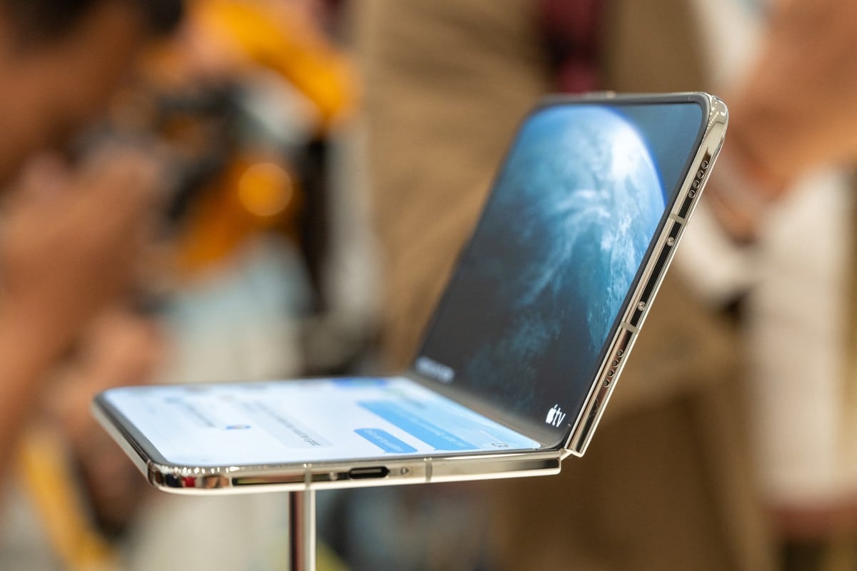 El primer dispositivo plegable de Apple llega siete años después de que Samsung fuera pionera en esta categoría.