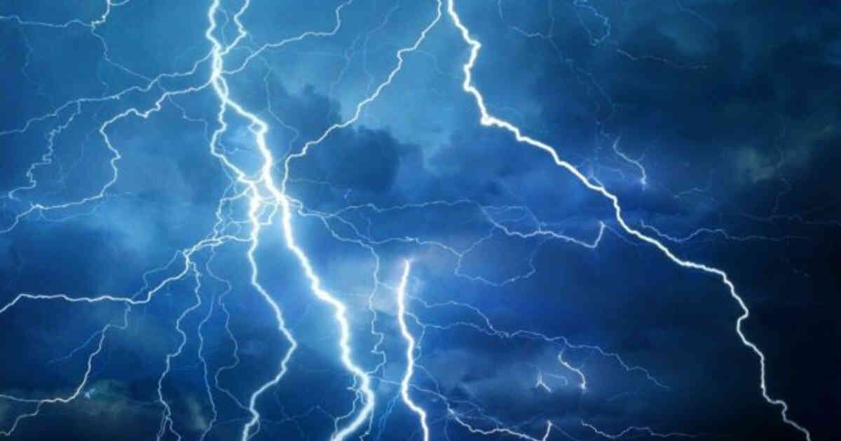 El rayo cayó sobre la menor cuando estaba en su casa, ubicada en la localidad de Kennedy.