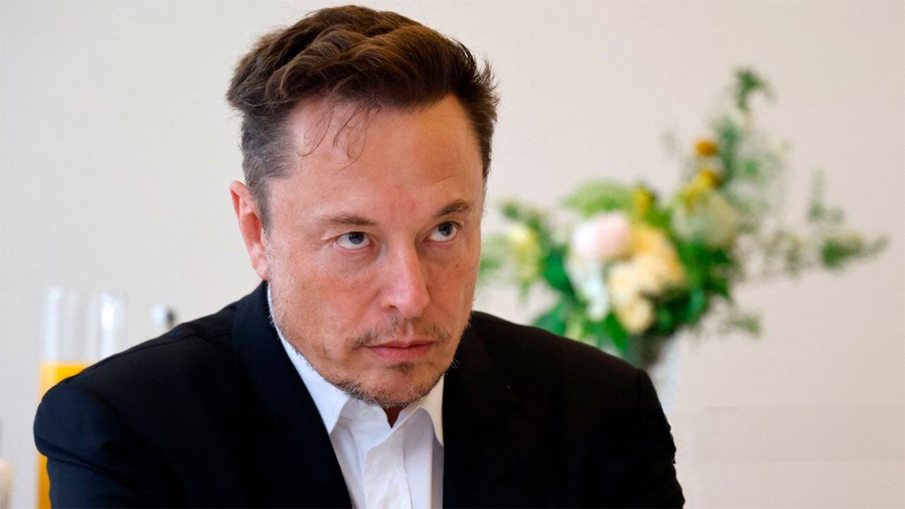 Elon Musk, ya no es el SEO de Twitter.
