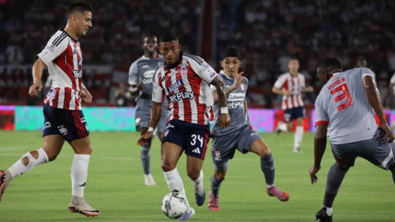 Superliga 2026 entre Junior e Independiente Santa Fe