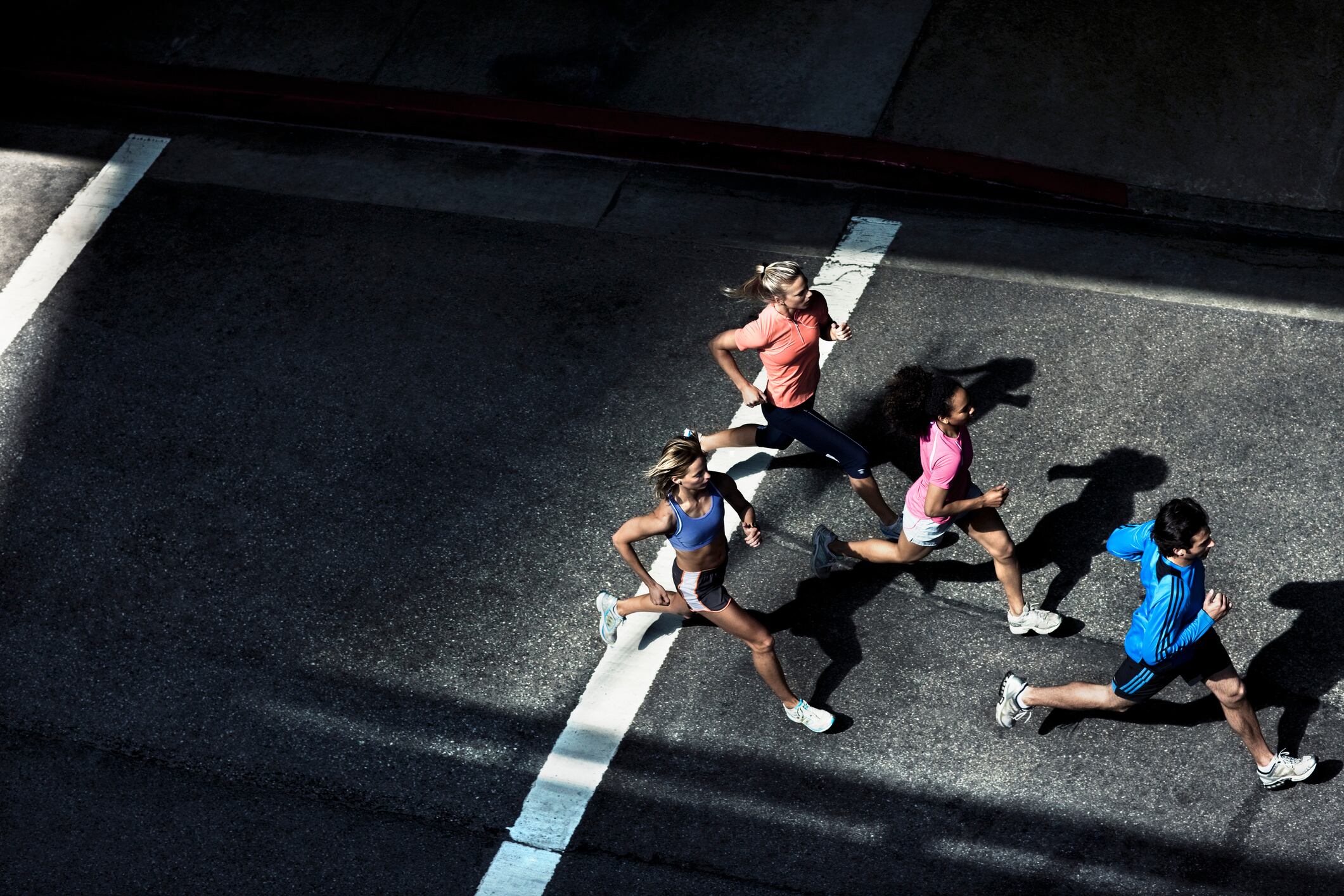 Cómo entrenar para correr una carrera por primera vez