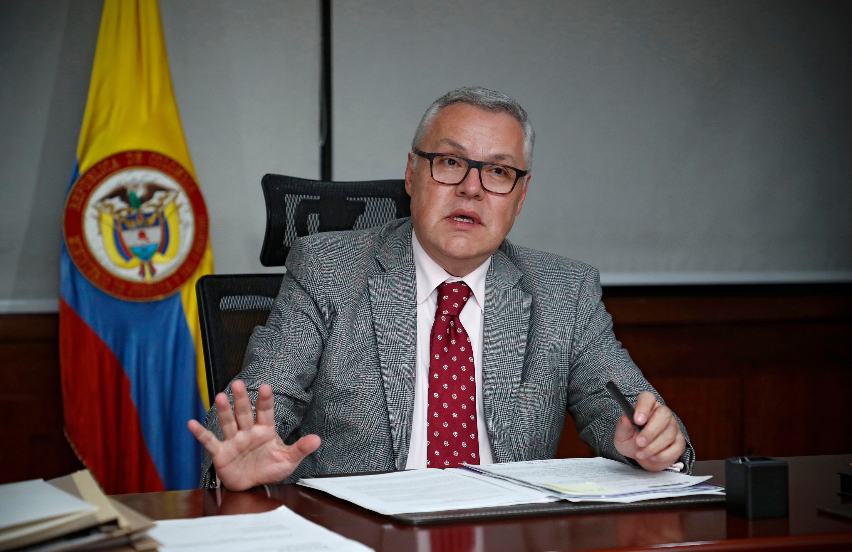 Néstor Iván Osuna Ministro de Justicia y de Derecho
