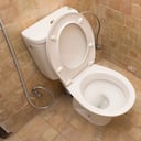 Inodoro en el baño.