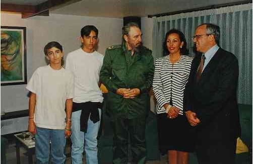Fidel Castro junto a Ernesto Samper