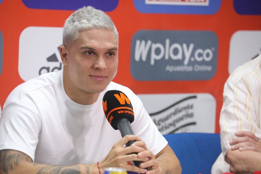 Juanfer sigue a la espera de definir su equipo para lo que resta de 2023.