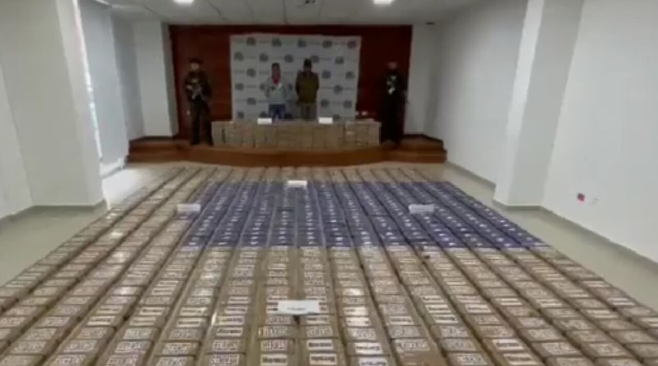 Dos personas fueron capturadas en este operativo.