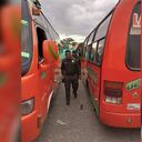 Los uniformados de la Policía estarán realizando el acompañamiento al interior de los buses de la empresa La Esperanza de Tuluá, Valle.