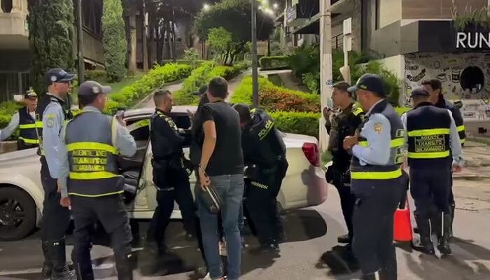 Al conductor el vehículo le fue inmovilizado.