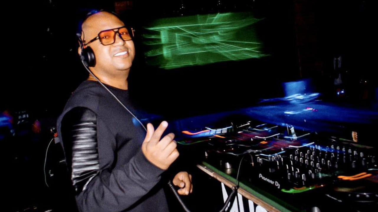 DJ Fronter.