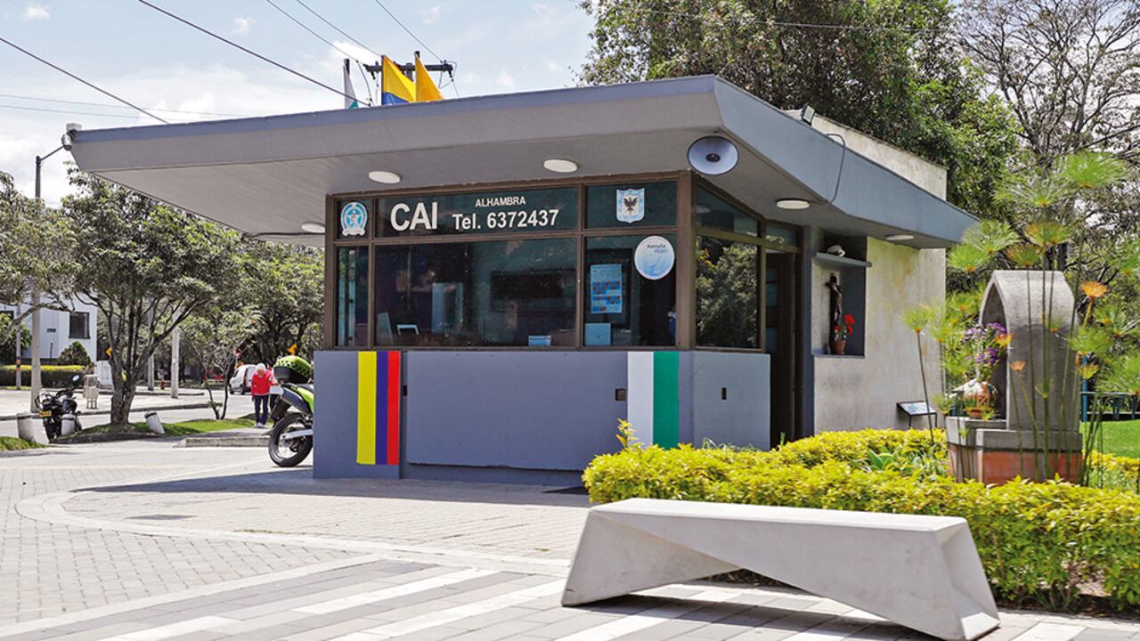 El 25 de septiembre del año pasado, una pareja de esposos fue secuestrada en el CAI de La Alhambra, irónicamente, por policías que tienen el deber de proteger a los ciudadanos.