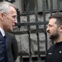 Jens Stoltenberg, secretario de la OTAN visitó Kiev y se reunión con el presidente de Ucrania.