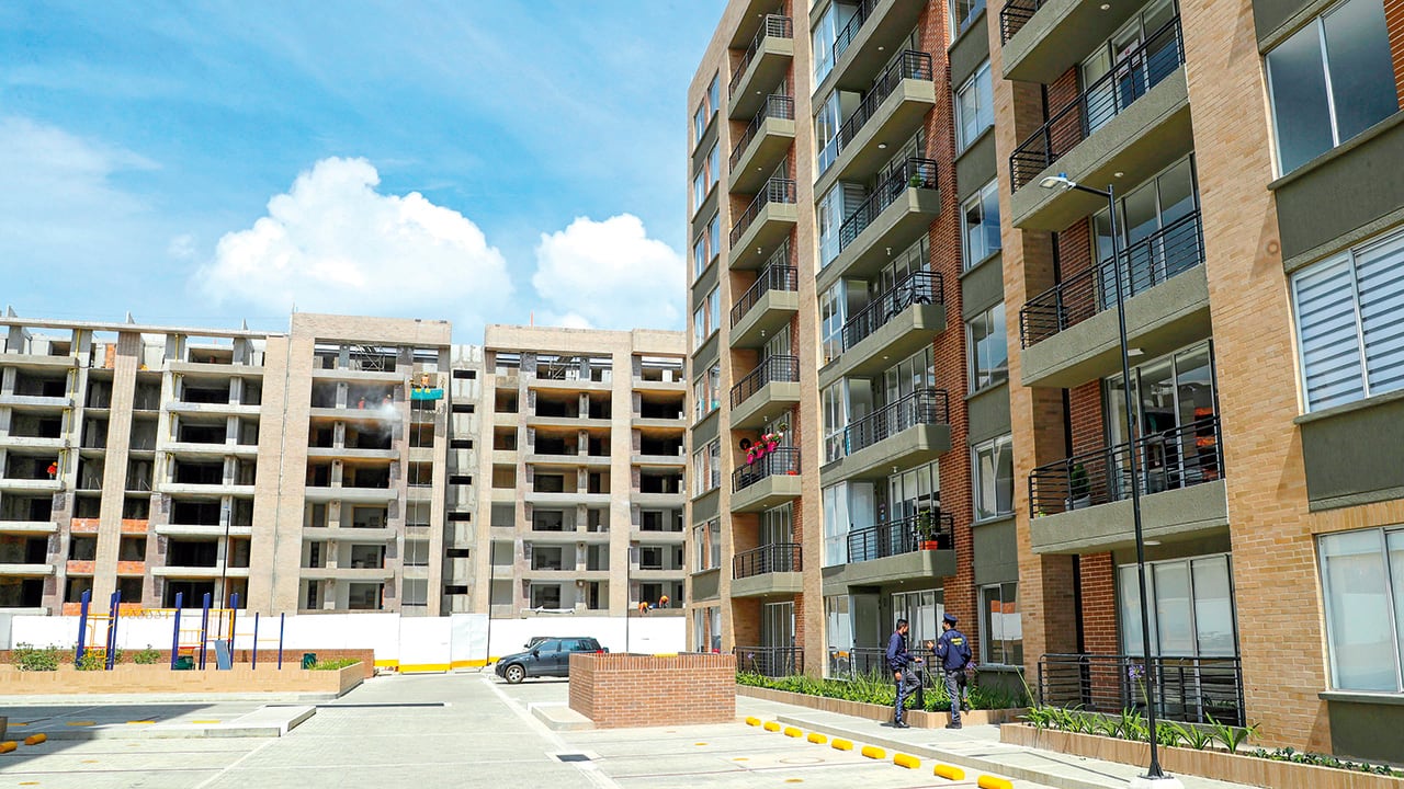 Más de 44.000 hogares quedaron sin alternativas para acceder a subsidios de vivienda tras el cierre de nuevas postulaciones al programa Mi Casa Ya.
