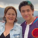 Alina Lozano junto a su novio Jim Velásquez.