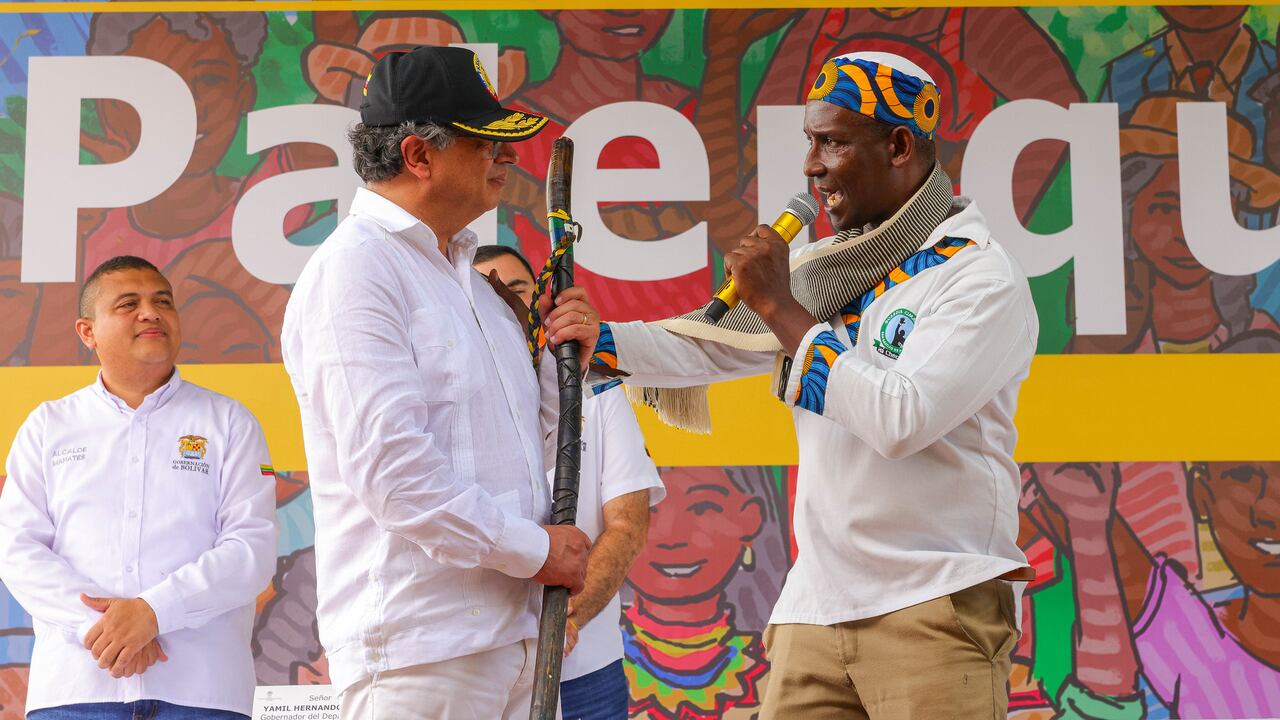 El presidente Gustavo Petro estuvo en San Basilio de Palenque en el acto de reconocimiento del Consejo Comunitario Ma-Kankamaná como sujetos de Reparación Integral.