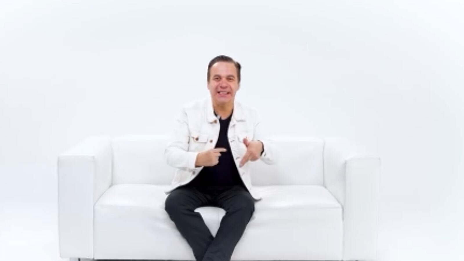 El humorista Nelson Polilla Polanía habló del accidente que sufrió a los cinco años y que le dejó secuelas visibles en el rostro, una historia que hoy recuerda como parte de su proceso de resiliencia.