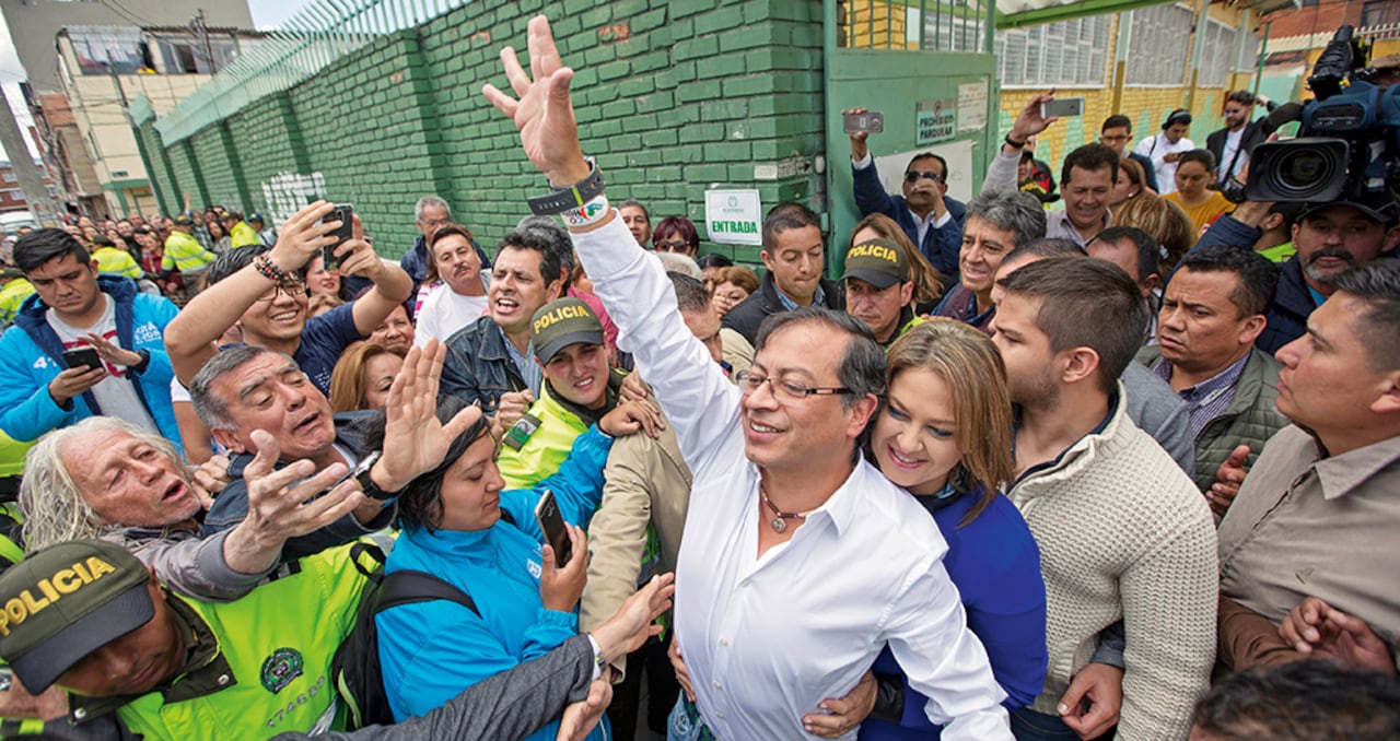 Petro afirmó que “los hechos por los cuales Néstor Humberto Martínez acusó a Jesús Santrich son falsos”.