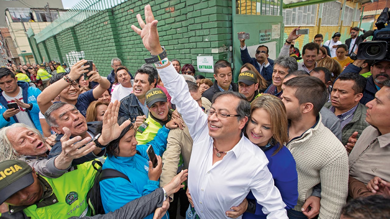 Petro afirmó que “los hechos por los cuales Néstor Humberto Martínez acusó a Jesús Santrich son falsos”.