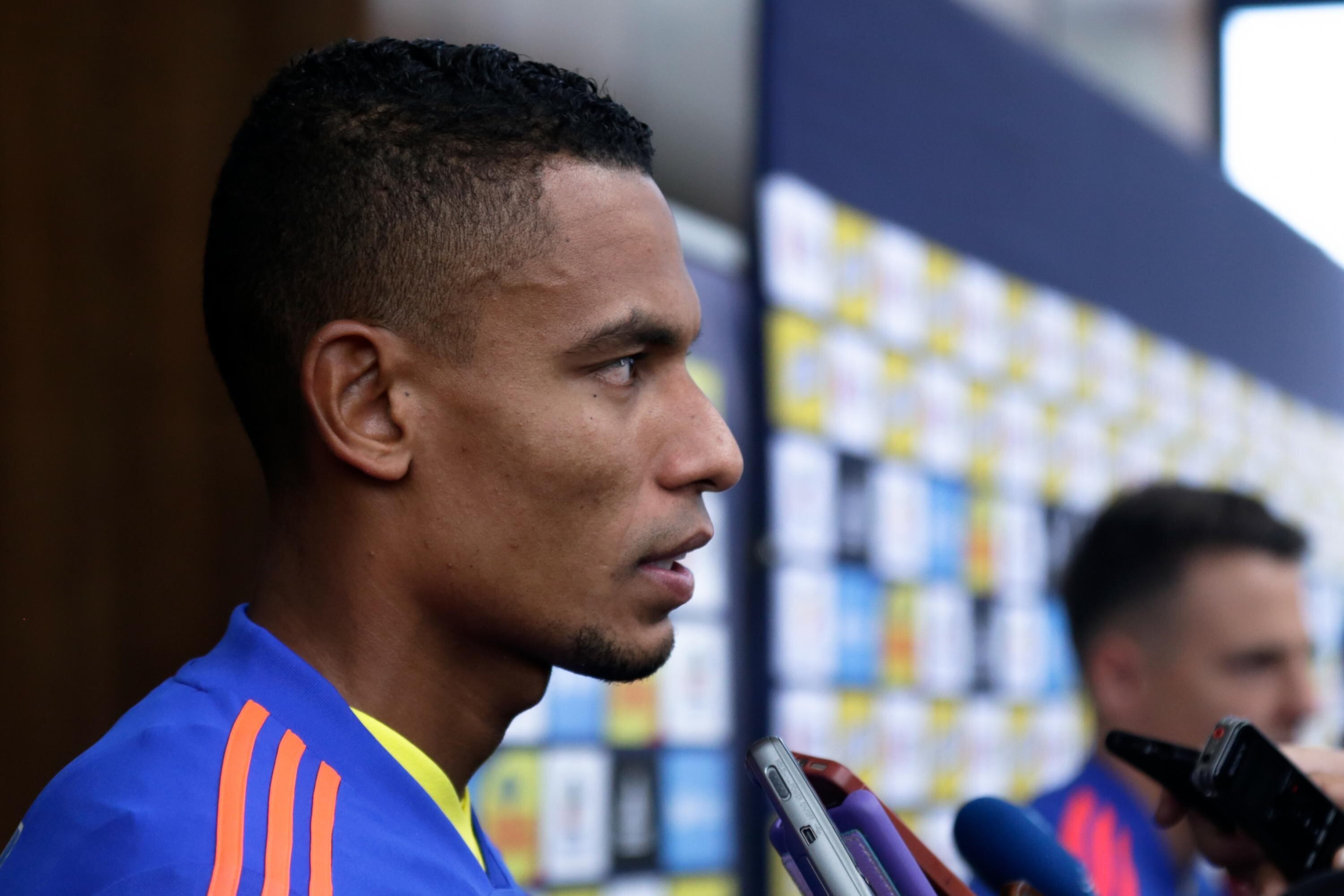 William Tesillo, defensor central de la Selección Colombia.