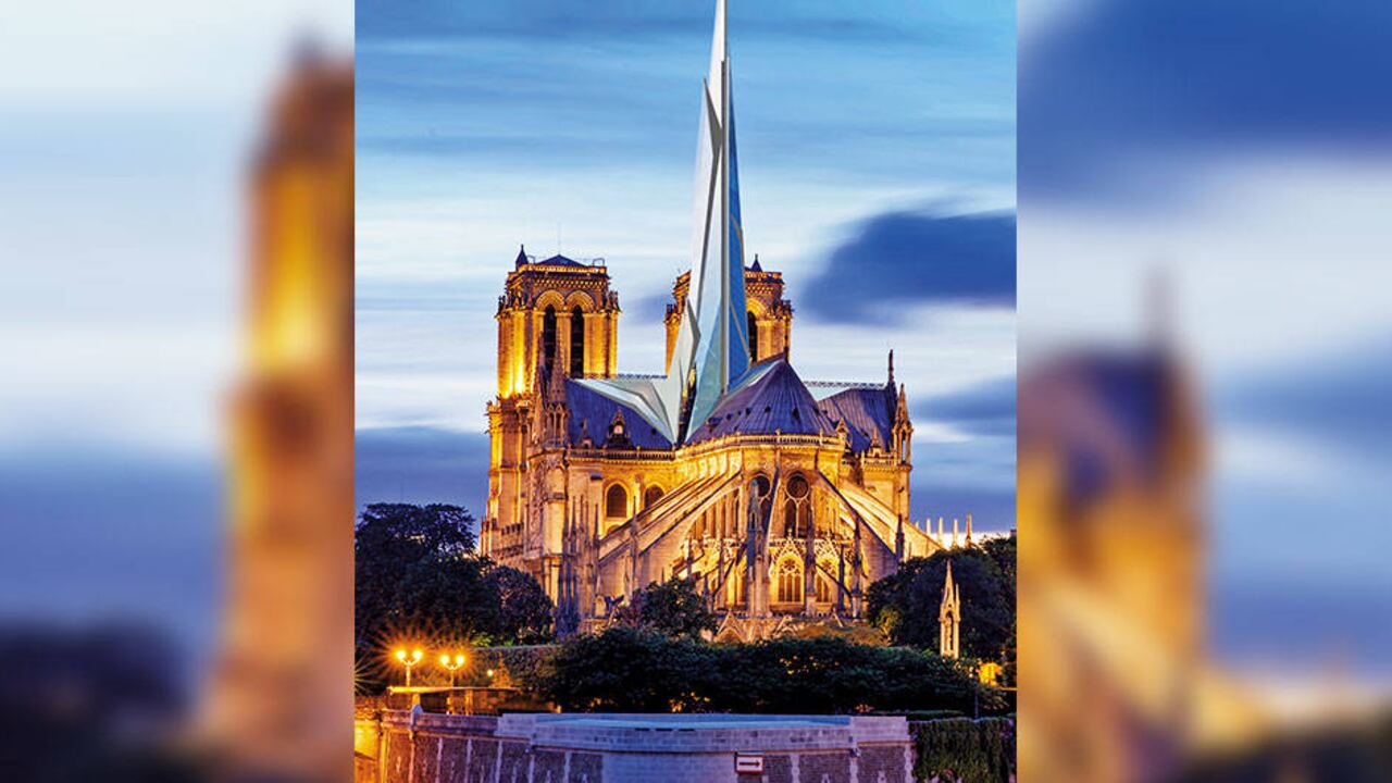 El arquitecto Alexandre Chassang, de la agencia de arquitectura ABH, propone una flecha de cristal. “Mi idea es abrir un debate: no estamos obligados a reconstruir de una manera idéntica la catedral”.