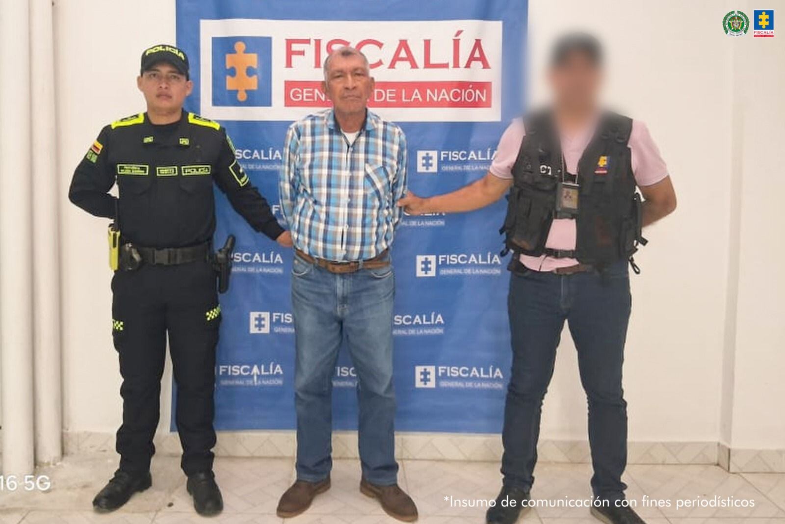 El hombre habría abusado de 5 estudiantes y negó los cargos.