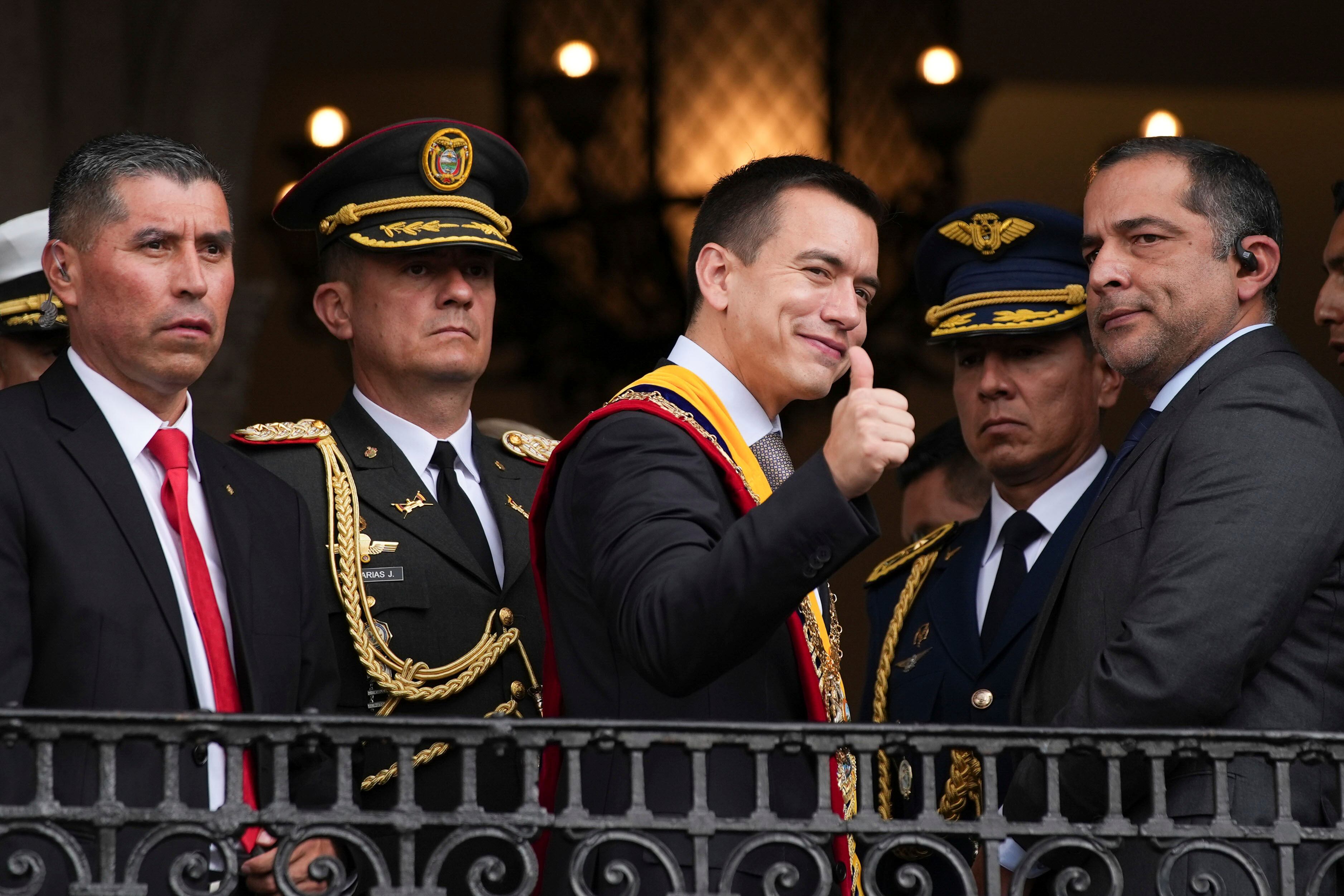 Destacó que está dispuesto a romper el ciclo de revanchas políticas y se definió como un hombre “libre de prejuicios”. Muestra de ello, aseveró, es que ha conformado un gabinete con amplia participación de mujeres y jóvenes.