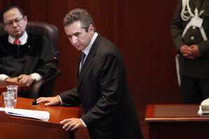 El ex secretario General de Presidencia, Bernardo Moreno, en la Corte Suprema de Justicia. (Imagen de archivo)