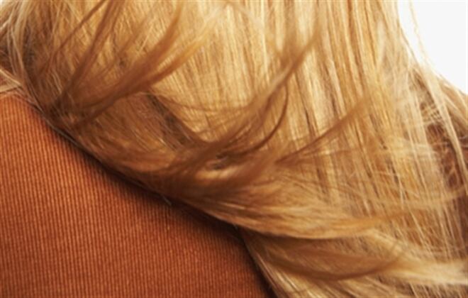 Evite las puntas abiertas con la Keratina de maicena y aceite de coco