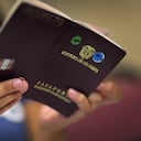 Pasaporte colombiano. (Photo by Joe Raedle/Getty Images)