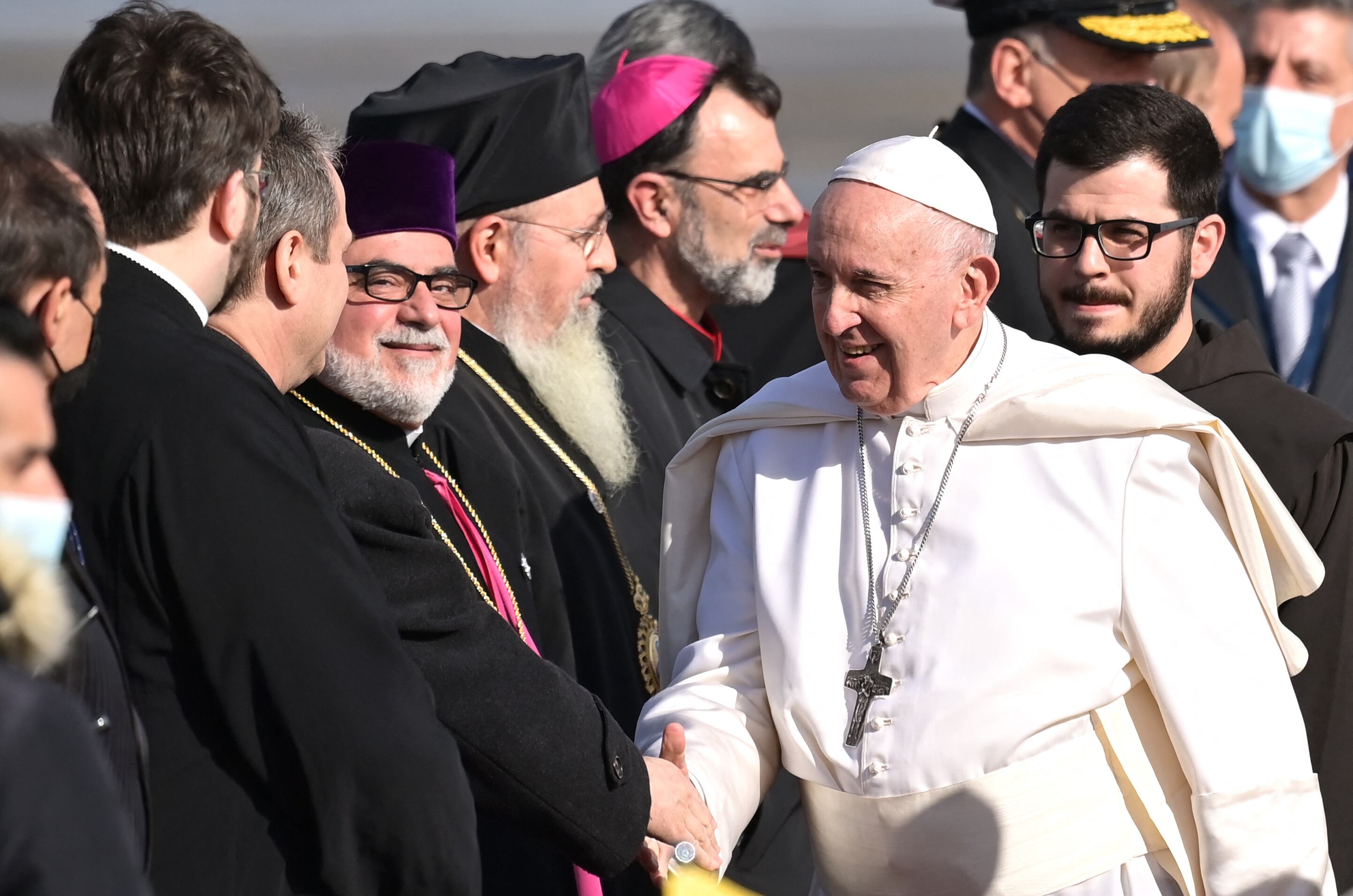 El sumo pontífice de la Iglesia católica llega la capital griega este sábado 4 de diciembre