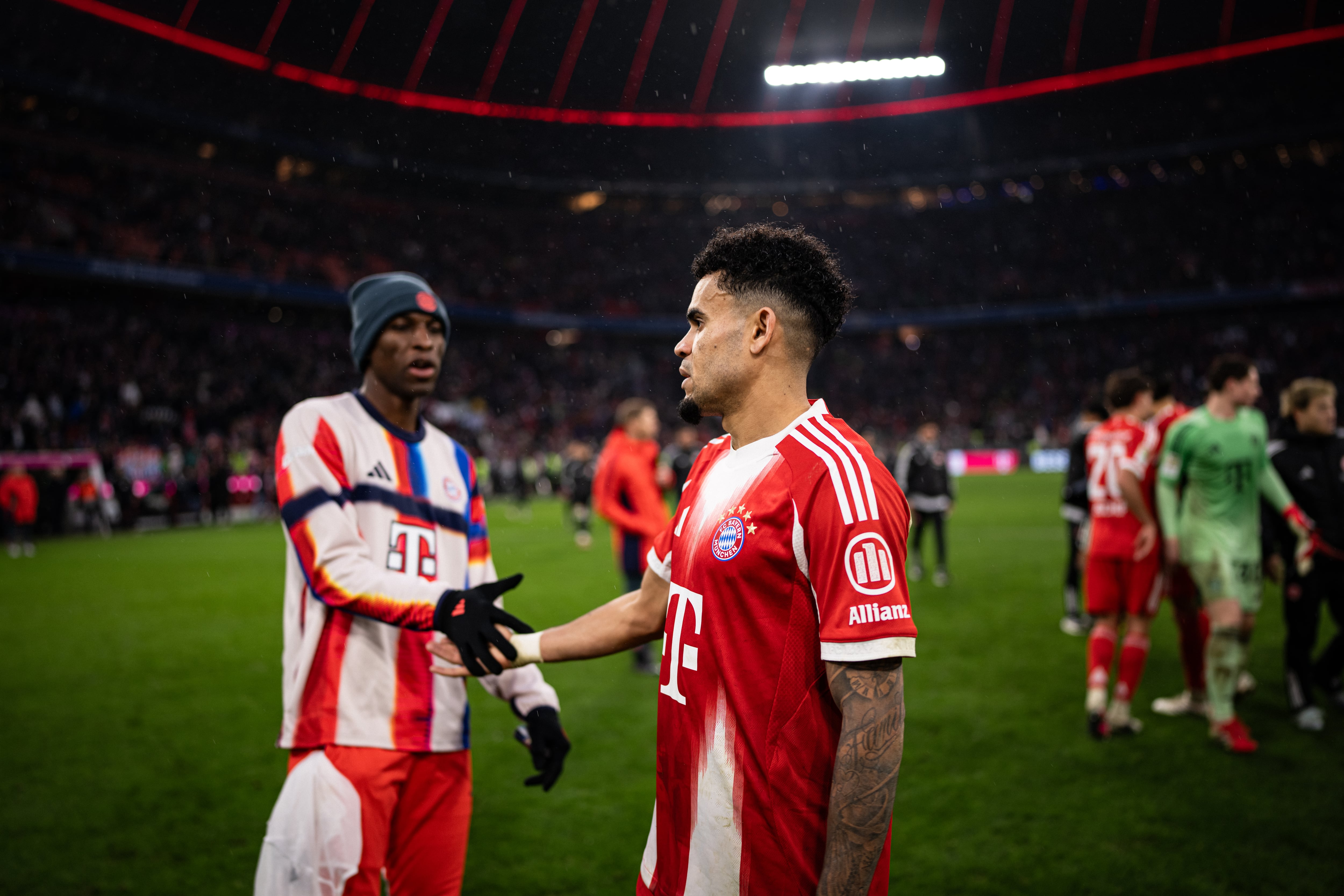 Luis Díaz salió sin gol ni asistencia en el juego de Bundesliga ante Eintracht Frankfurt.