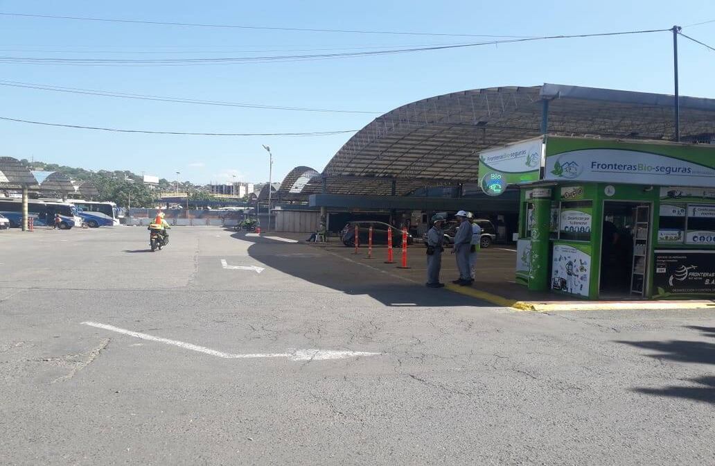 Terminal de Cúcuta. Este es el panorama que se observa en la frontera con Venezuela. Hay muchos controles de bioseguridad. Foto: Mintransporte