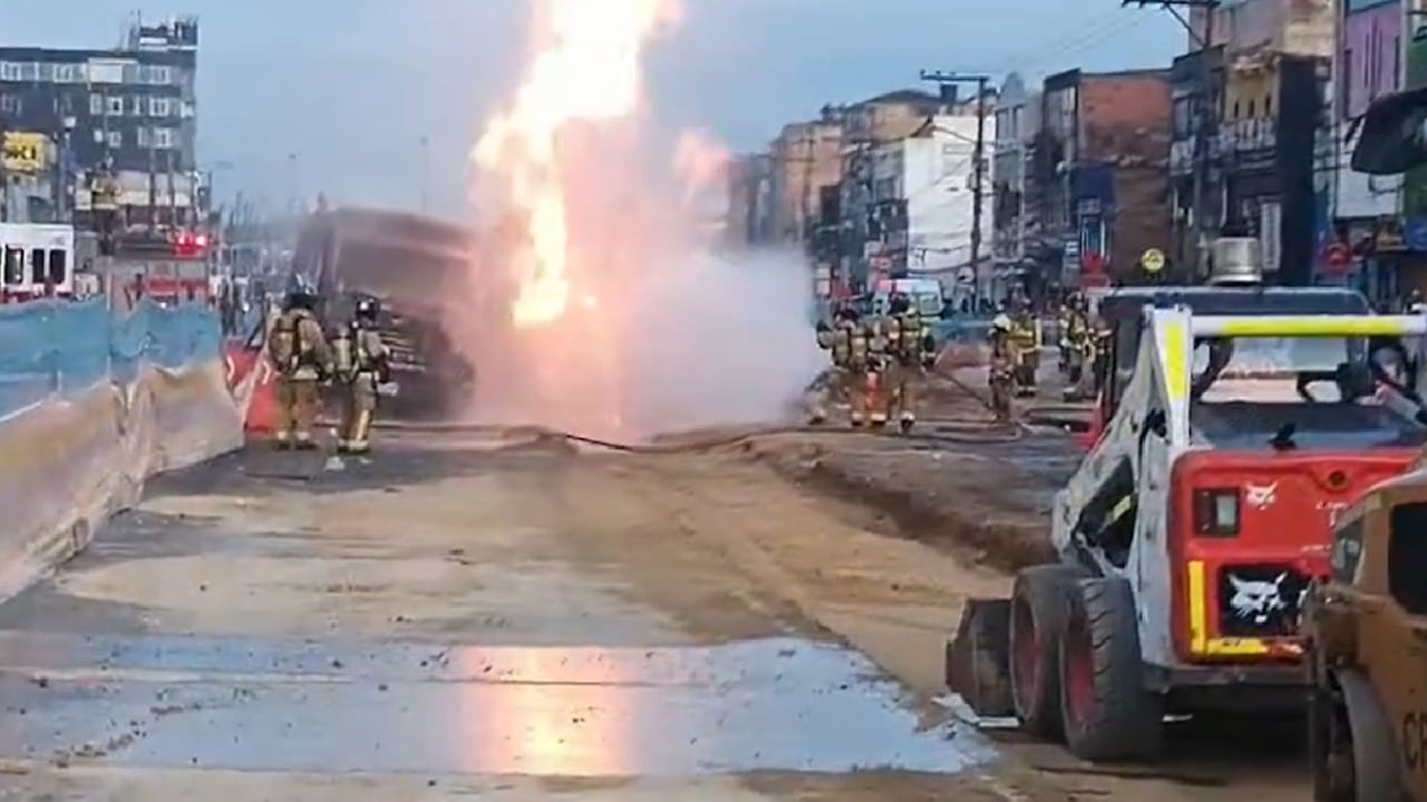 La explosión se registró en la Av. Primero de Mayo con carrera 67.