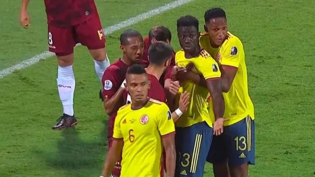 Yerry Mina y Davinson Sáncchez.